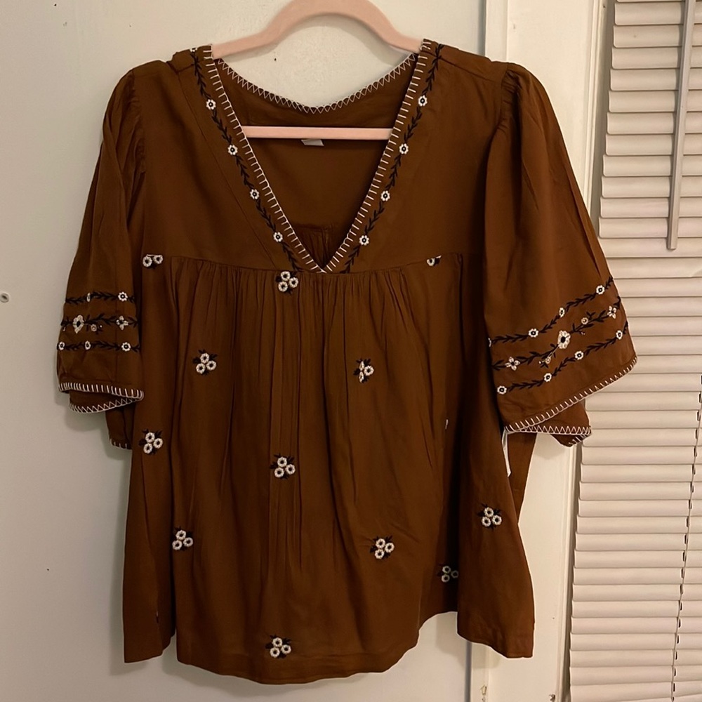 Old Navy blouse